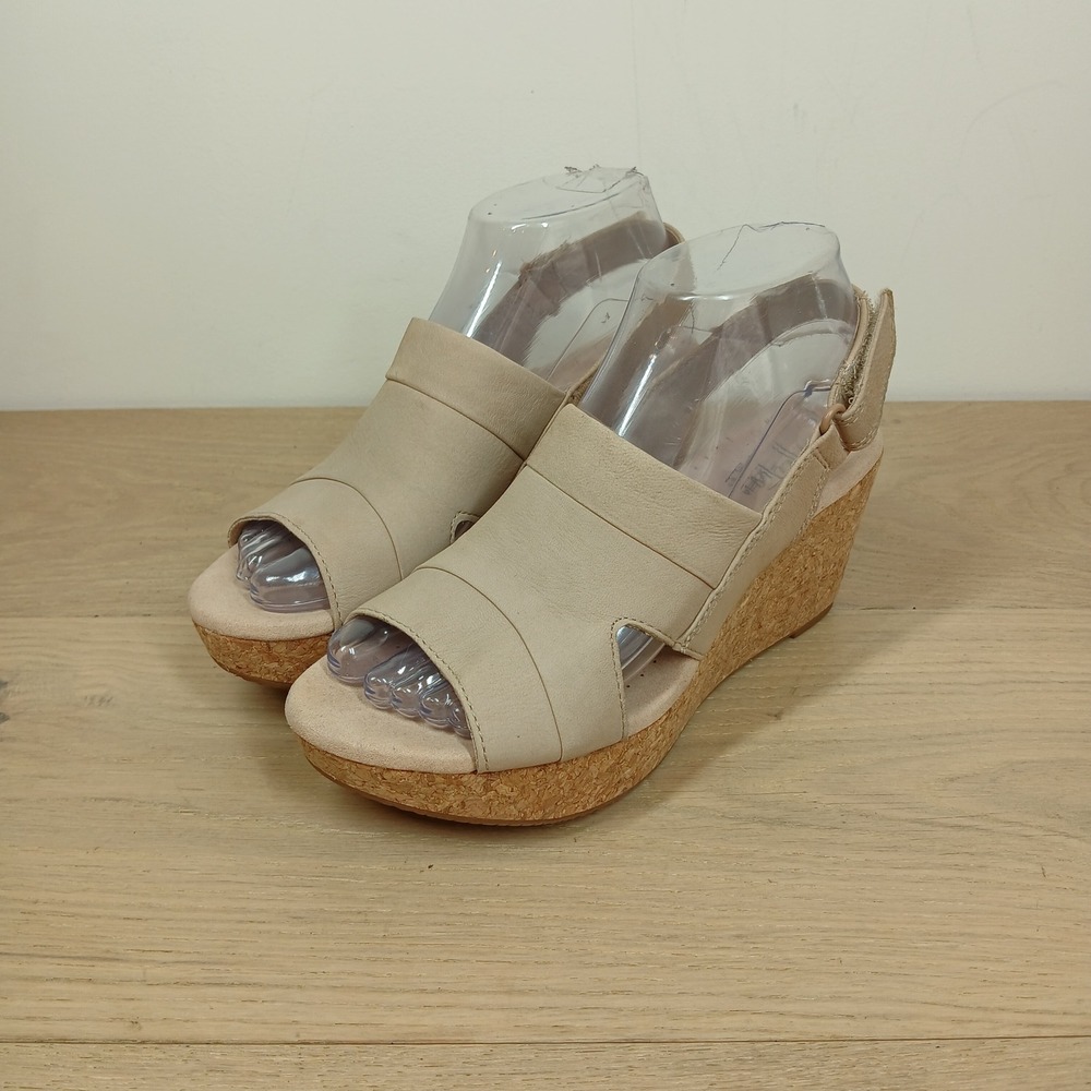 Clarks Womens Beige Leather Cork Wedge Sandals Women's 7.5 Slingback Platform